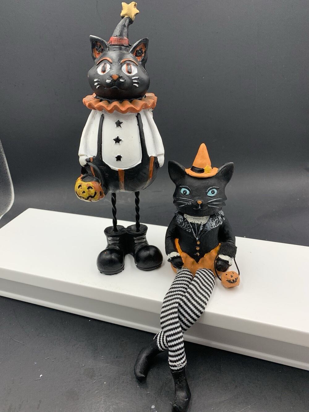 Lot of 2 Vintage Style Halloween Cats - Figurine and Shelf Sitter